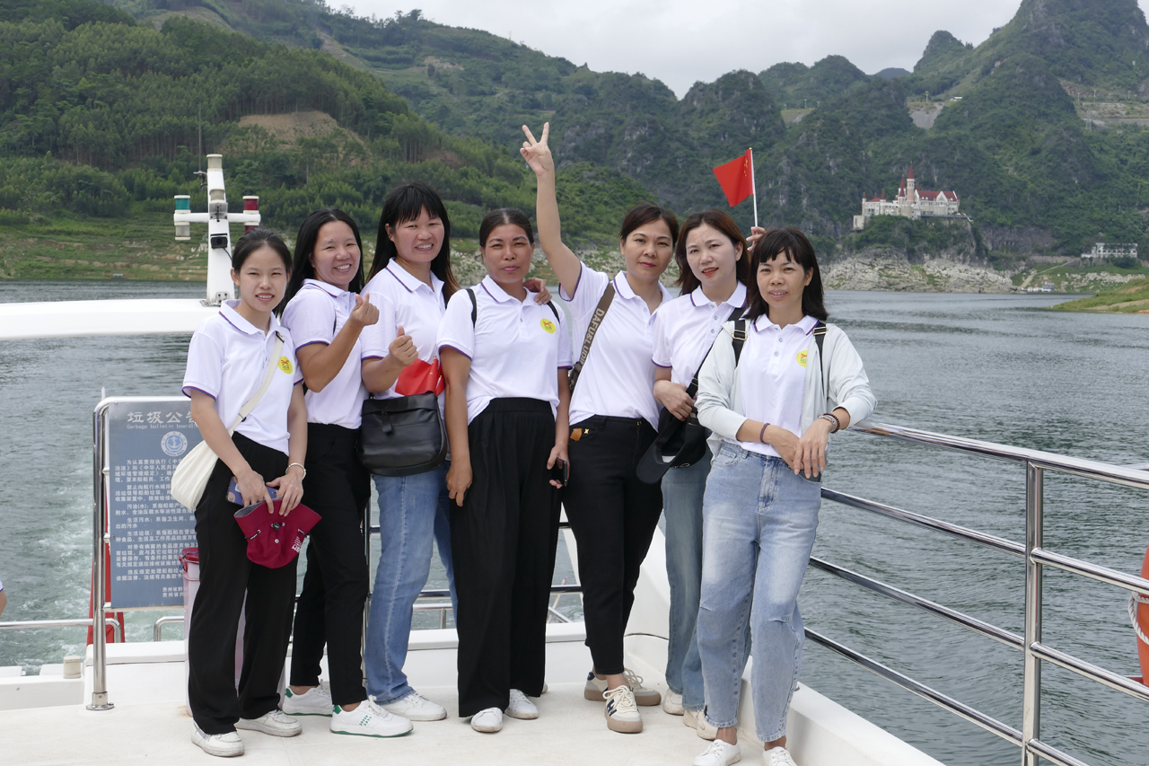 08 確認(rèn)過(guò)眼神，都是會(huì)玩的美女